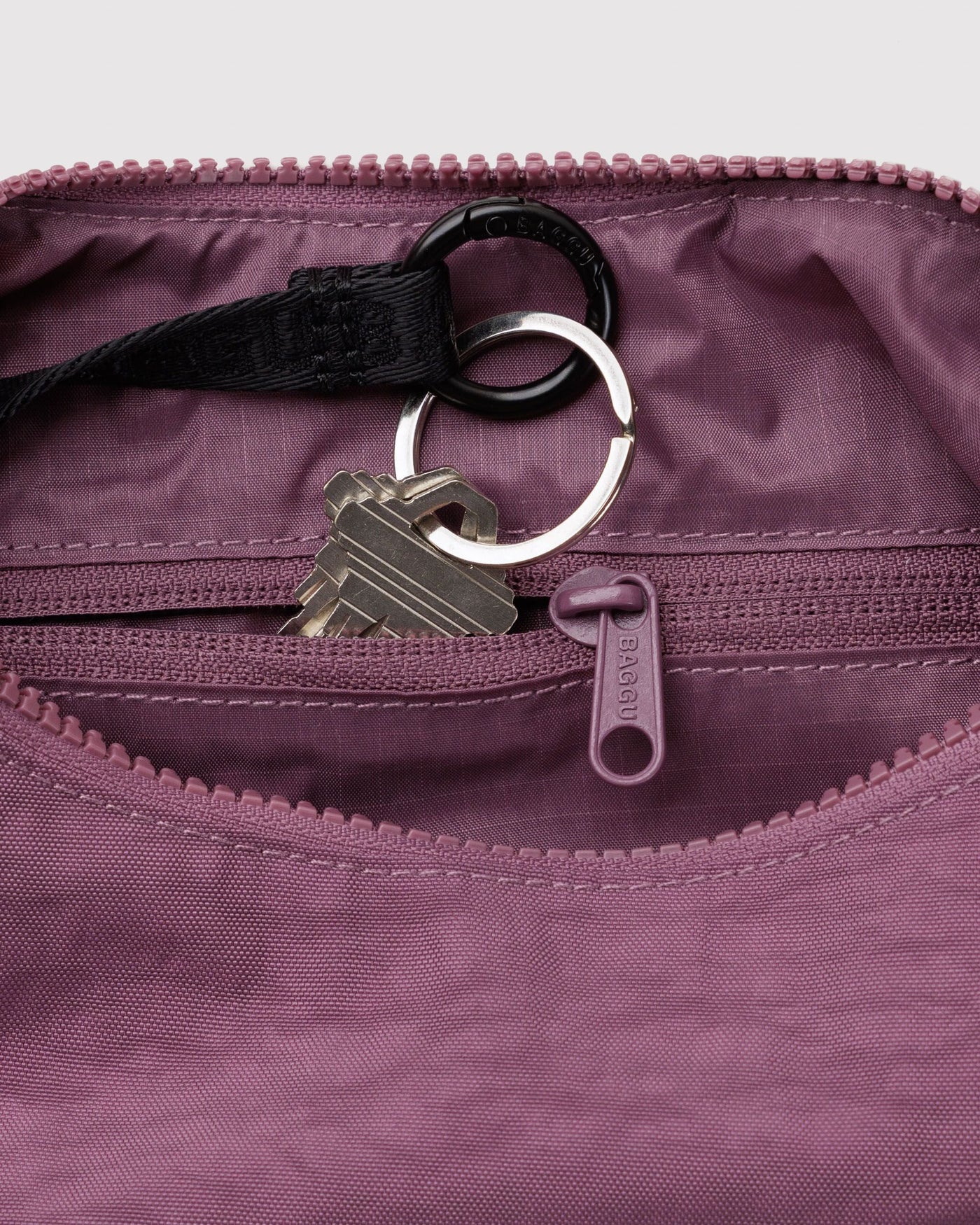 Small Nylon Crescent Bag Z2