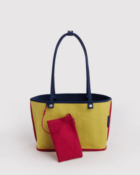 Medium Nylon Reversible Tote S6