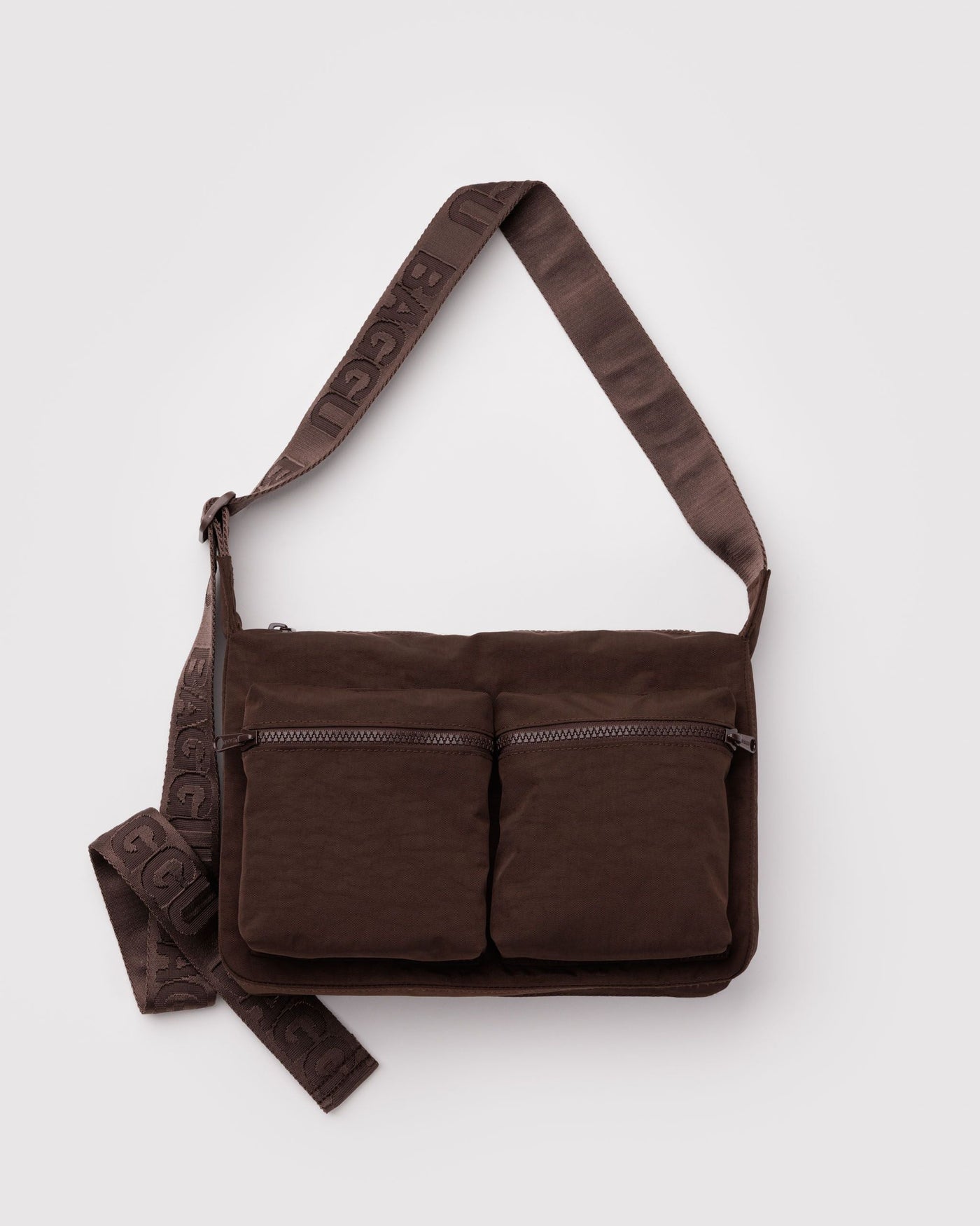 Medium Cargo Crossbody X8