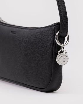 Recycled Leather Pochette R5