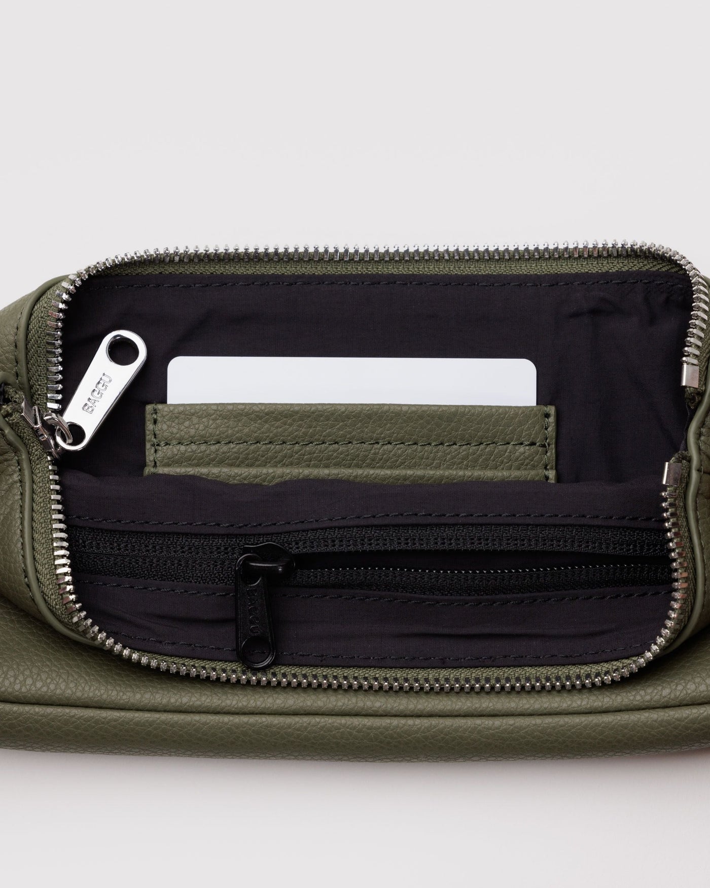 Recycled Leather Pochette R5