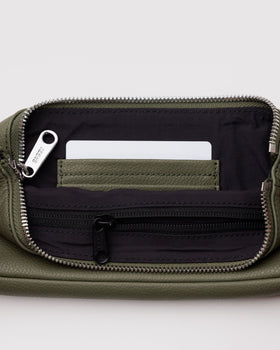 Recycled Leather Pochette R5