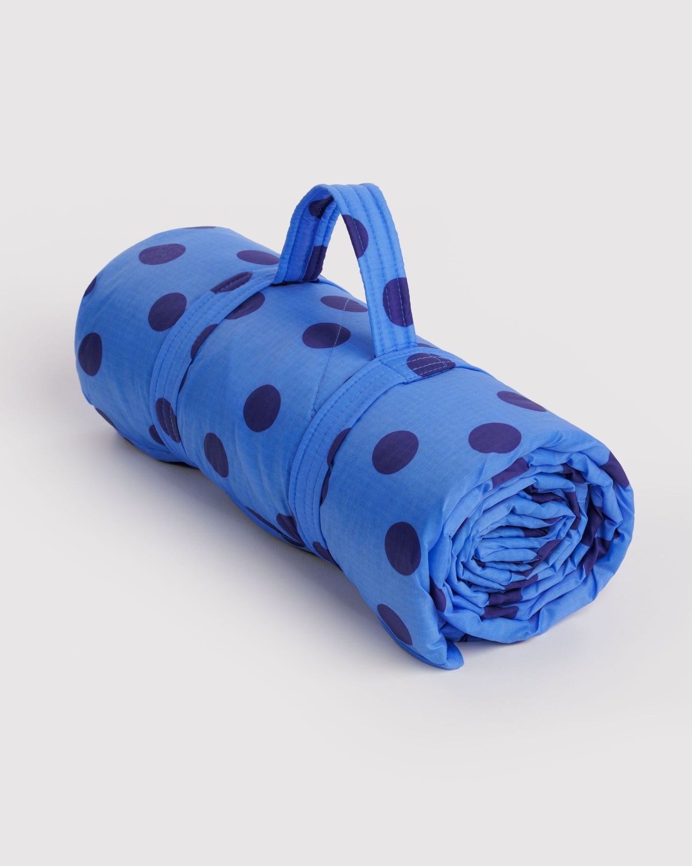 Puffy Picnic Blanket M6