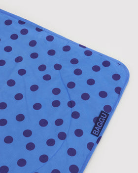 Puffy Picnic Blanket M6