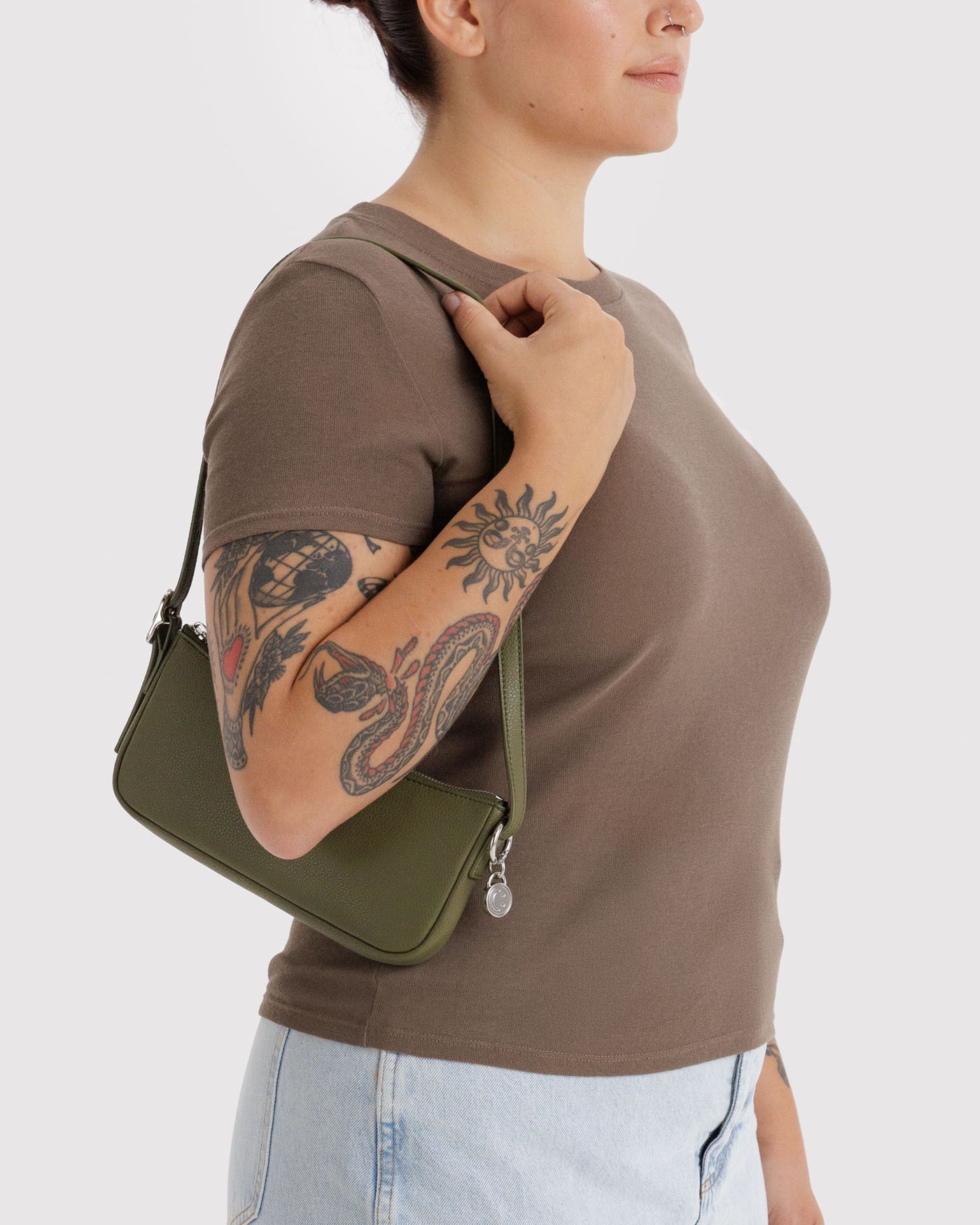Recycled Leather Pochette R5