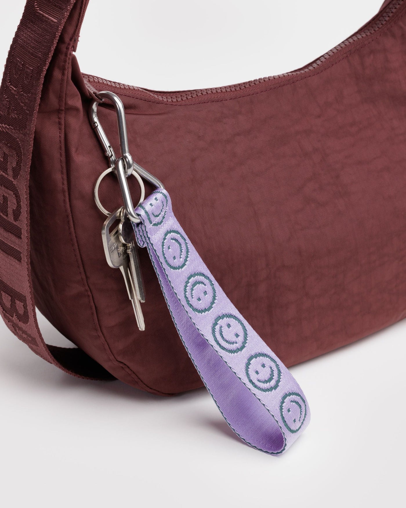 Logo Keychain B8